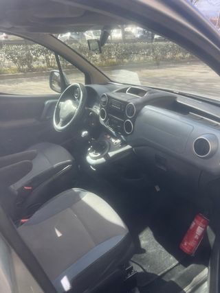 Peugeot Partner 2012