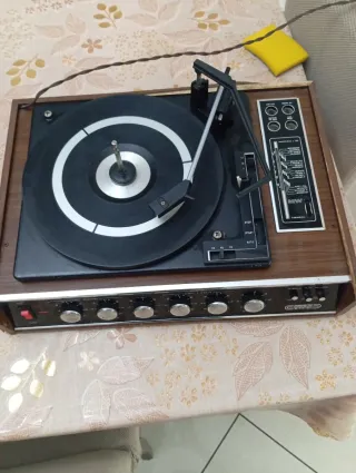 Giradischi Vintage MW Marrone