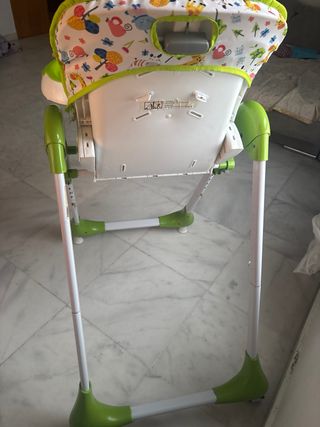 Trona infantil con estampado de animales