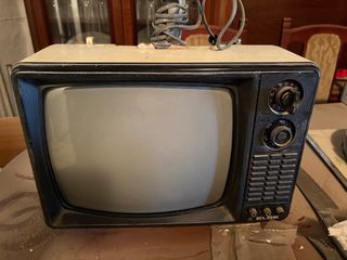 Televisor Elbe Vintage Beige y Negro