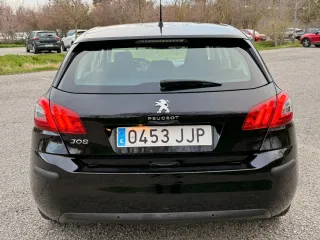 Peugeot 308 2016