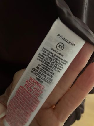 Abrigo plumífero granate Primark