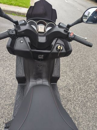 Kymco Superdink 125i Negra