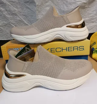 Skechers talla 37.5 beige/dorado