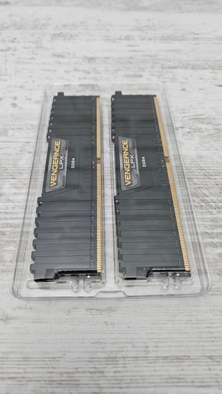 16Gb RAM DDR4 Vengance LPX Corsair 2x8gb 3200Mhz