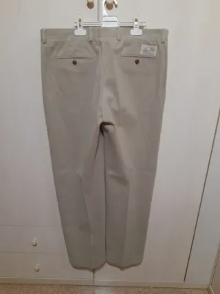 Pantalones Chinos Springfield y Ferratti.