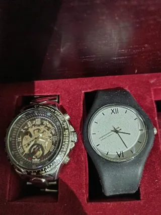 Caja de madera para guardar relojes(relojes inclui