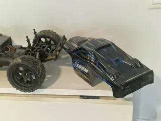 Coche teledirigido RC 1:10 K-Storm