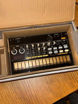 Korg Volca Beats Drum Machine