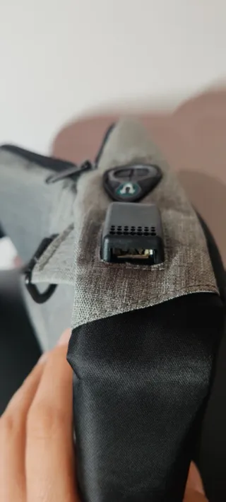 Borsello monospalla unisex nero/grigio