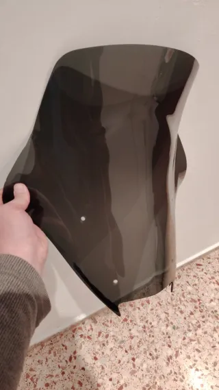 Cúpula ahumada para moto