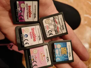 Nintendo DS Rosa + 5 Juegos