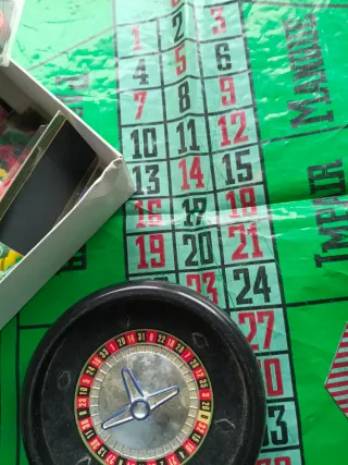 Juegos Reunidos Geyper: Fichas y Tableros