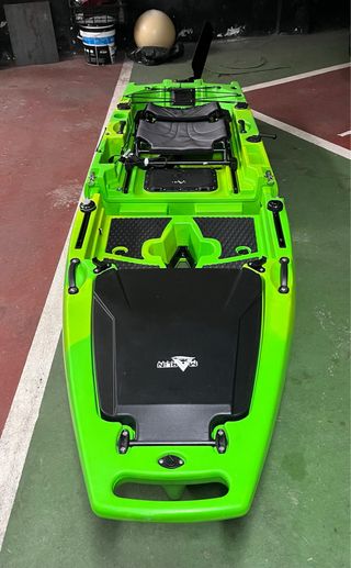 Kayak Modular de pesca a pedales