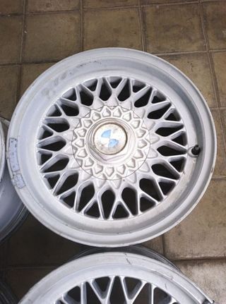 Juego de llantas bmw serie 5 berlina (e34) 102814