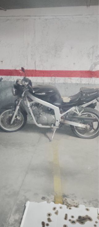Hyosung 125cc Negra Manual