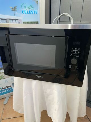 Microondas Whirlpool empotrable negro