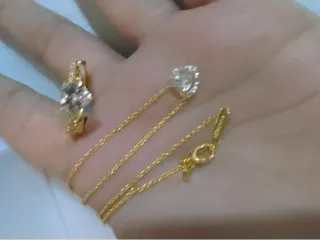 Conjunto Corazón dorado . Lleva caja y bolsa