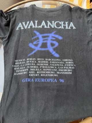 Camiseta Oficial Héroes del Silencio Avalancha