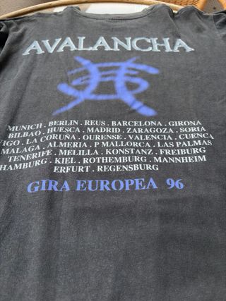 Camiseta Oficial Héroes del Silencio Avalancha