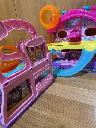 Casa y supermercado hamster. Zuru