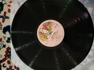 Vinile Genesis Nursery Cryme
