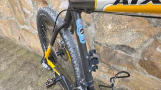 Bicicleta MTB Giant 860 ATX