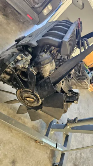 Motor BMW 323i E36 M52B25