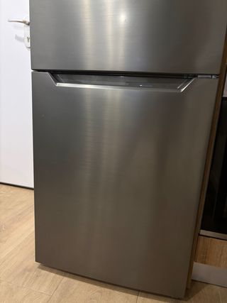 Frigorifico combinado com dispensador de água