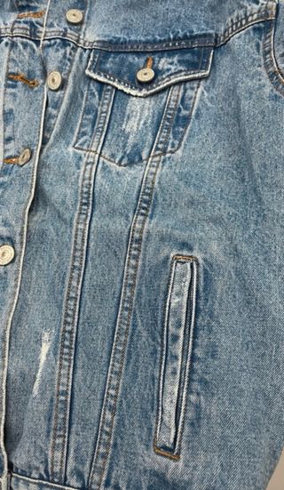 Cazadora vaquera Bershka