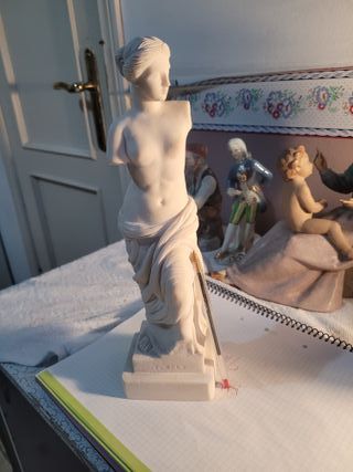 Figura V.MILO A.GIANNETTI Piedra Blanca