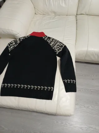 Jersey Desigual Negro y Rojo Talla S