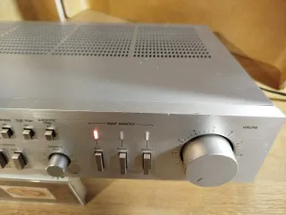 Amplificador Technics SU-Z22 Plata