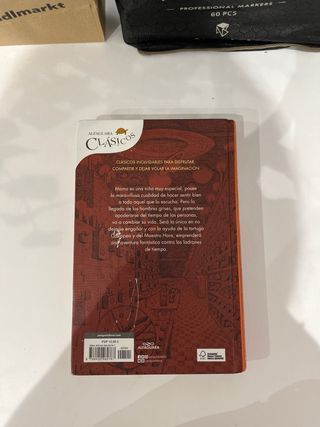 Momo (Colección Alfaguara Clásicos)