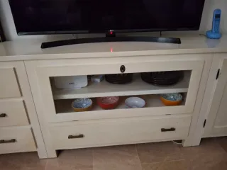 Mueble TV salón madera y cristal