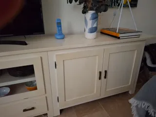 Mueble TV salón madera y cristal