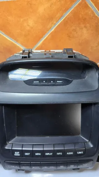 Pantalla Navegador Toyota Land Cruiser 120 KDJ120