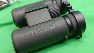 Prismáticos Nikon Prostaff P3 10x30