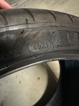 1 Neumático Michelin PS4S 235/35/19 91Y