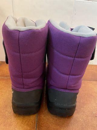 Botas de Nieve Moradas y Negras