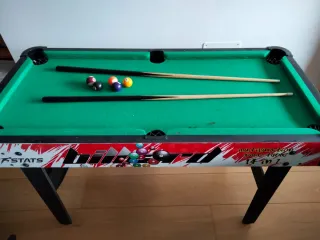 Futbolín y mesa de juegos 14 en 1