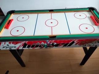 Futbolín y mesa de juegos 14 en 1