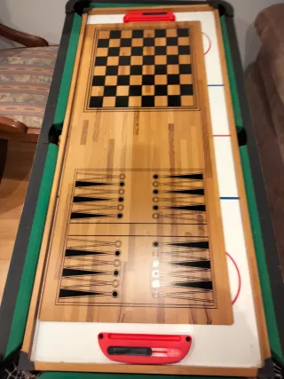 Futbolín y mesa de juegos 14 en 1