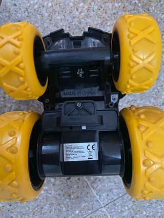 Coche RC Azul y Amarillo con Mando