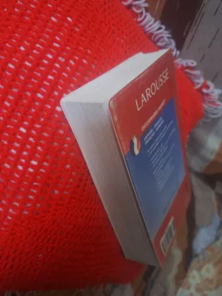 Larousse Diccionario Pocket / Larousse Pocket D...