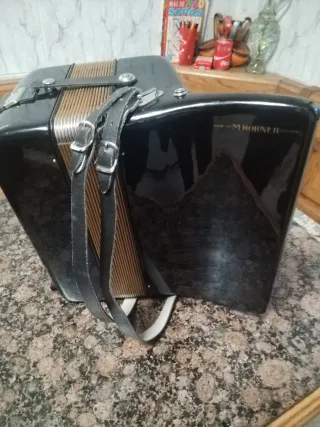 Acordeón Hohner