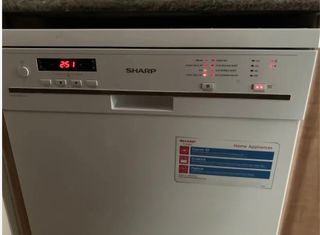 Lavavajillas Sharp Blanco - Un solo uso