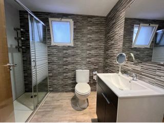 Se alquila habitación