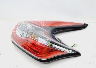 L90049817 piloto tras der nissan juke f15e 5190817