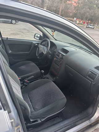 Opel Astra 2002